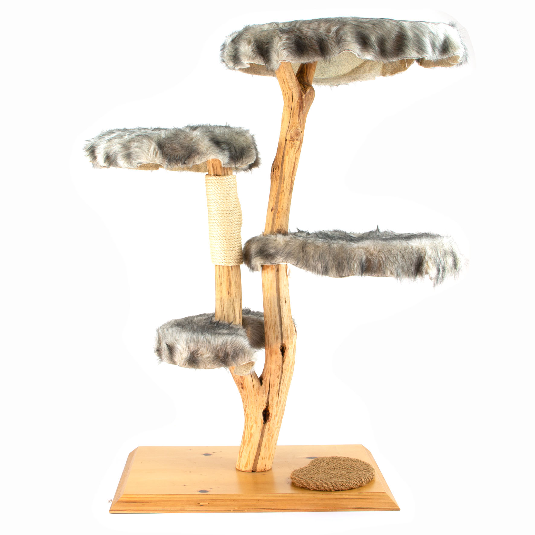 Pet Couture Kratzbaum mit 4 Liegeflächen