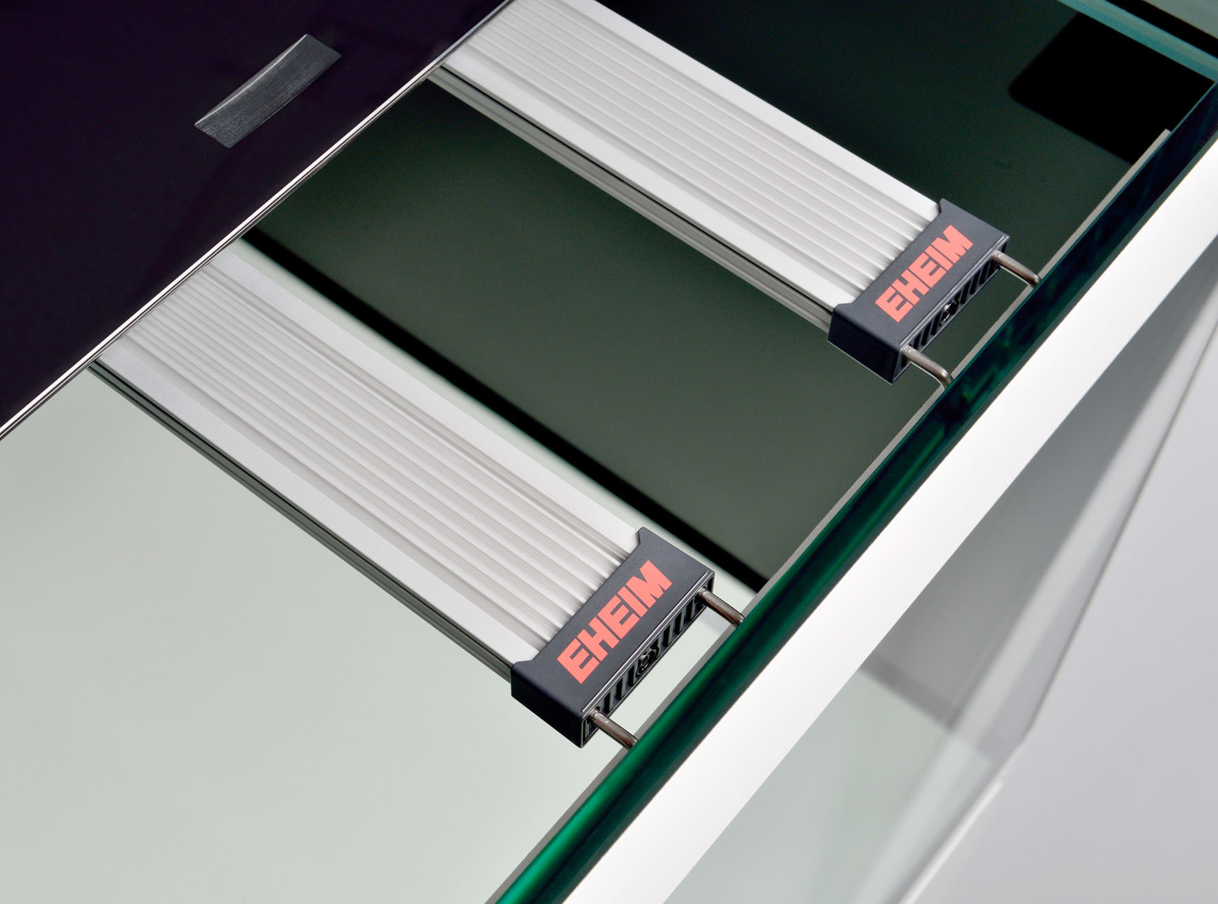 Eheim Incpiria 230 LED, alpin/nature