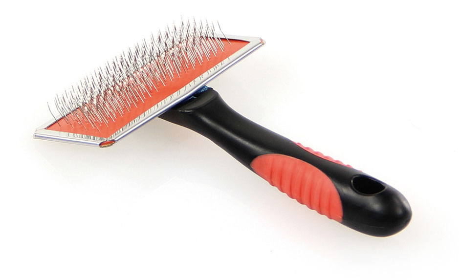 swisspet brosse carde douce avec tête en acier